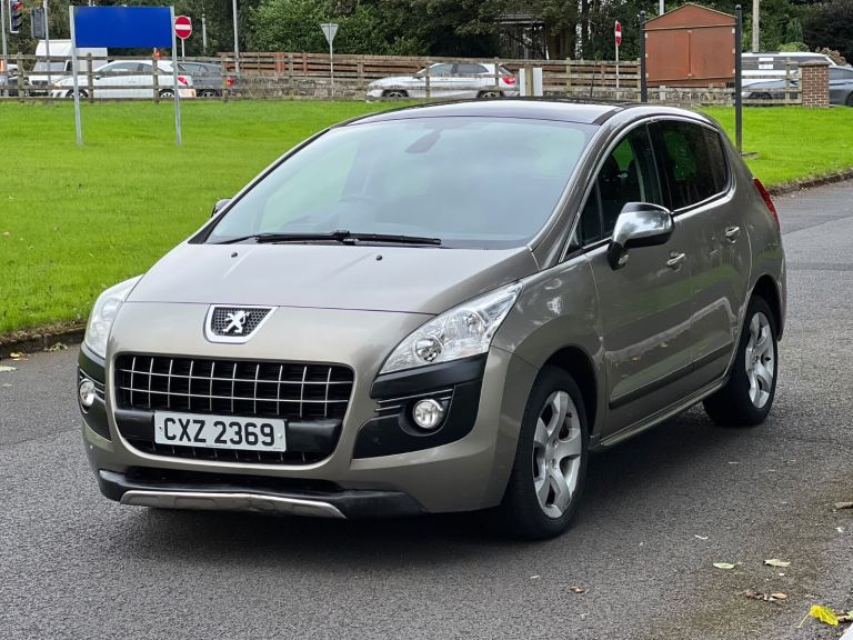 Peugeot, 3008, Hatchback, 2011, Semi-Auto, 1560 (cc), 5 doors