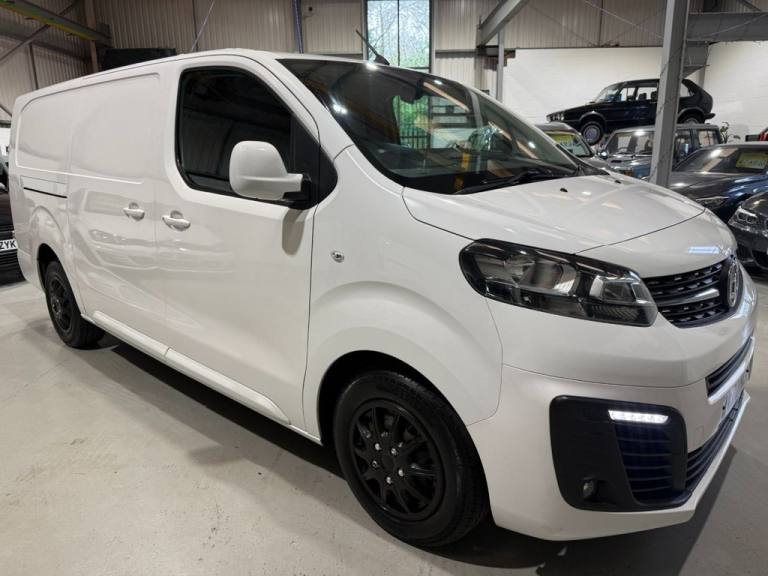 2020 Vauxhall Vivaro 2900 1.5d 100PS Sportive H1 Van PANEL VAN DIESEL Manual