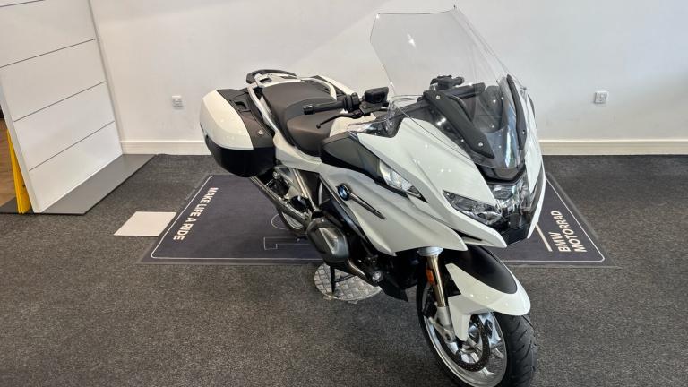 2021 BMW R1250 BMW R1250 RT LE TOURER Petrol Manual