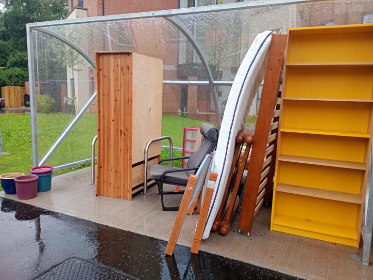 FREE FURNITURE