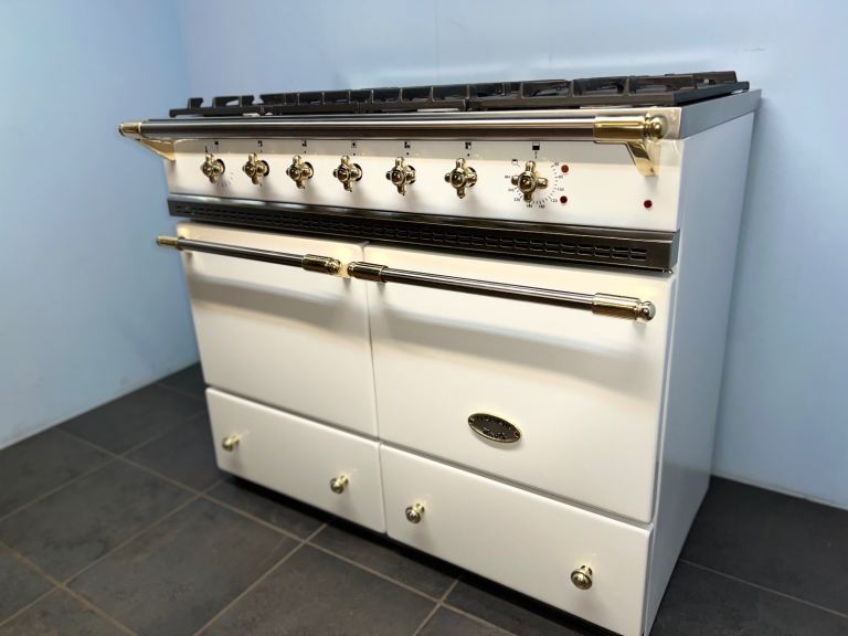 LACANCHE CLUNY 100 CM🔥⚡️DUAL FUEL RANGE COOKER IN WHITE & BRASS TRIM…