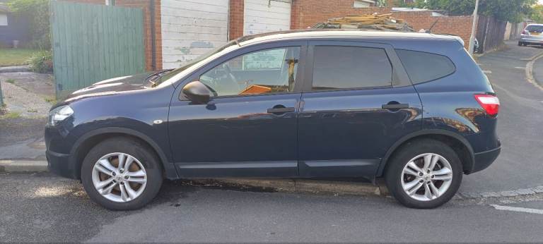 Nissan Qashqai+2