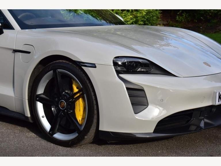 2020 70 PORSCHE TAYCAN 0.0 TURBO S 93KWH 4D 751 BHP