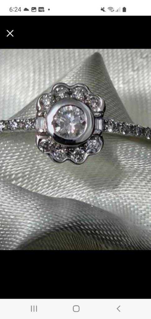 9ct White Gold Ring Natural Diamond Ring Size Q Brand new