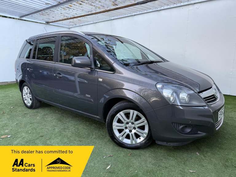 2012 Vauxhall Zafira 1.8 16V Design Euro 5 5dr (SNav) MPV Petrol Manual