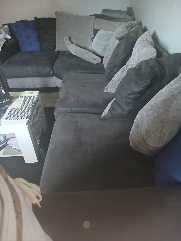 Large Grey Corner Sofa – Good Condition