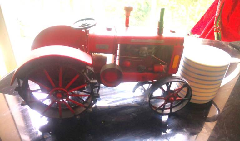 ANTIQUE VINTAGE RETRO FARM METAL TRACTOR TOY 11 INCH LONG 6 INCH TALL