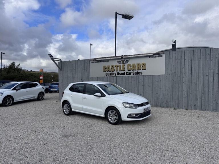 2015 Volkswagen Polo 1.0 SE 5dr HATCHBACK PETROL Manual