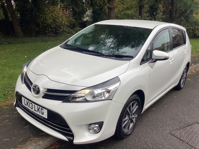 2013 Toyota Verso 2.0 D-4D Icon 5dr MPV Diesel Manual