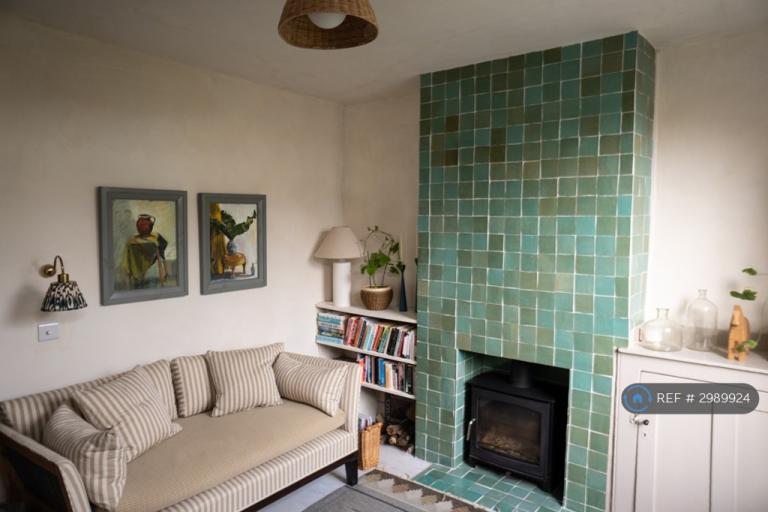 2 bedroom house in Castalia Cottages, Walmer, CT14 (2 bed) (#2989924)