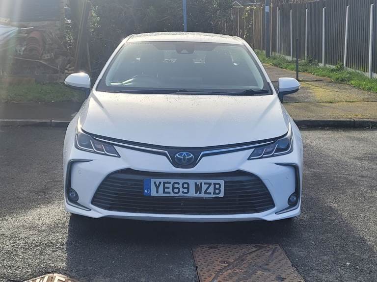 TOYOTA COROLLA 1.8 ICON TECH SALOON 2019 (69 REG)