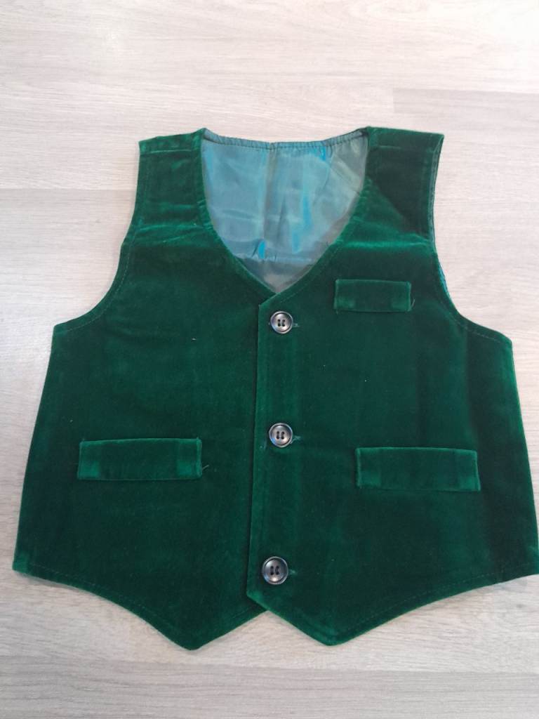 Brand New Boy's 3 Piece Suit 18-24 Months (Waistcoat,Trousers,Shirt And Bowtie)