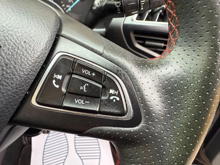 2019 Ford Kuga 1.5T EcoBoost ST-Line Euro 6 (s/s) 5dr HATCHBACK Petrol Manual