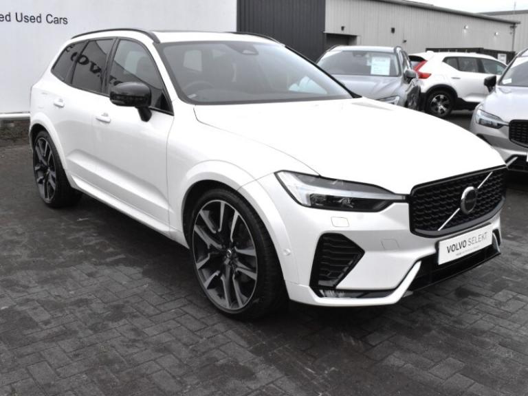 VOLVO XC60 2.0 B4D R DESIGN Pro 5dr AWD Geartronic