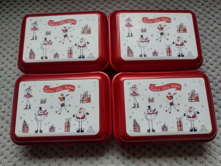 Red plastic Christmas food containers (set of 4) #GotStuffGetCash 