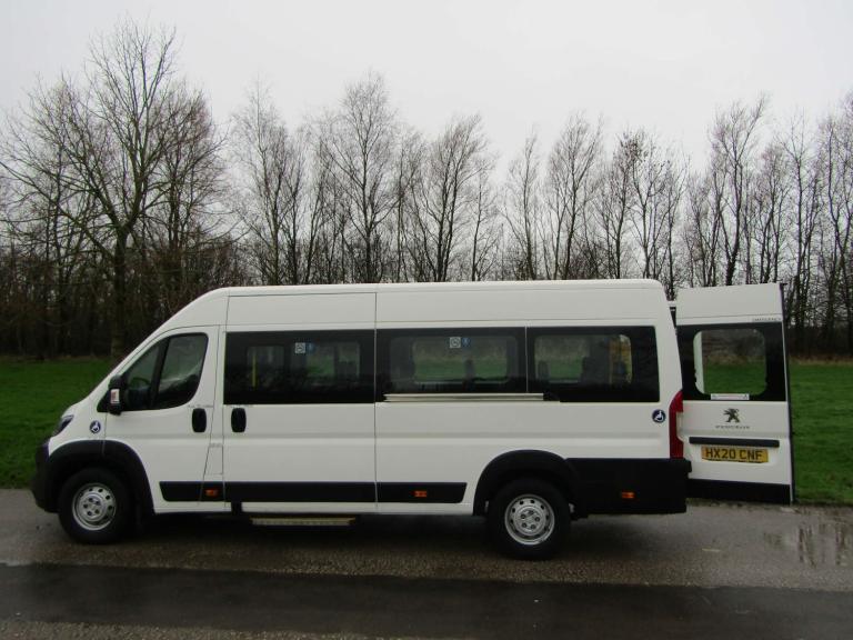 2020 Peugeot Boxer 2.0 Hdi L4 H2 *17 SEATS MININBUS* Wheelchair Accessible Vehicle WAV Window Van...