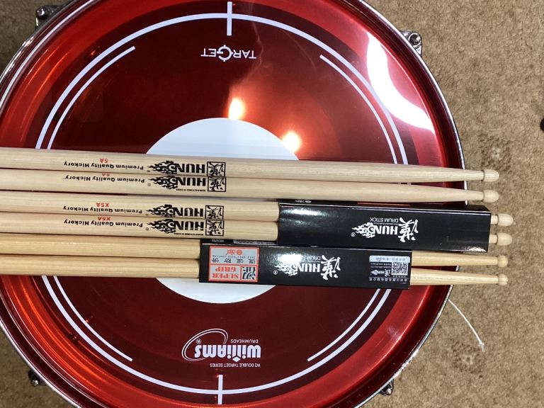 Bundles drumsticks 