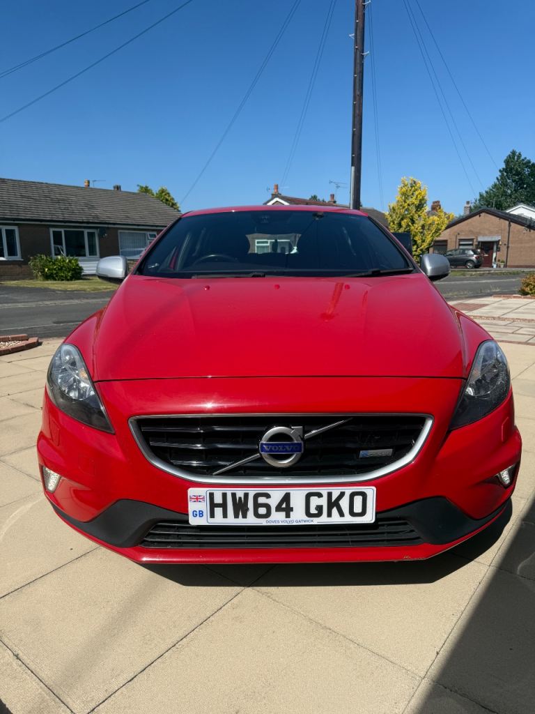 Volvo, V40 T2 R-Design, Hatchback, 2014, Manual, 1596 (cc), 5 doors