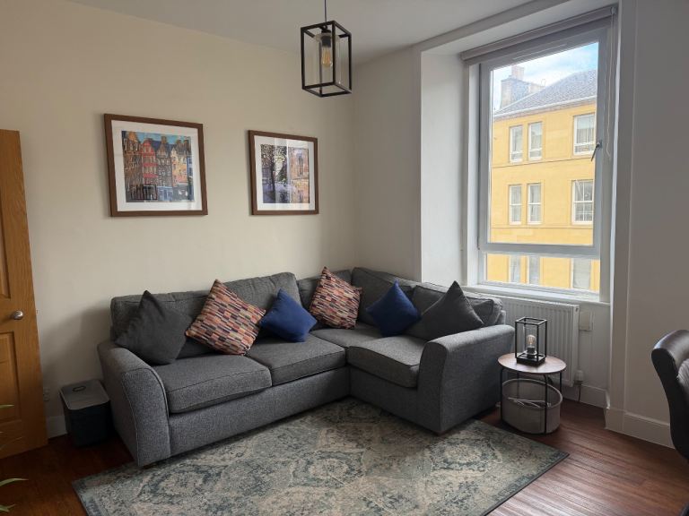 2 Bedroom Flat to Rent, Tollcross