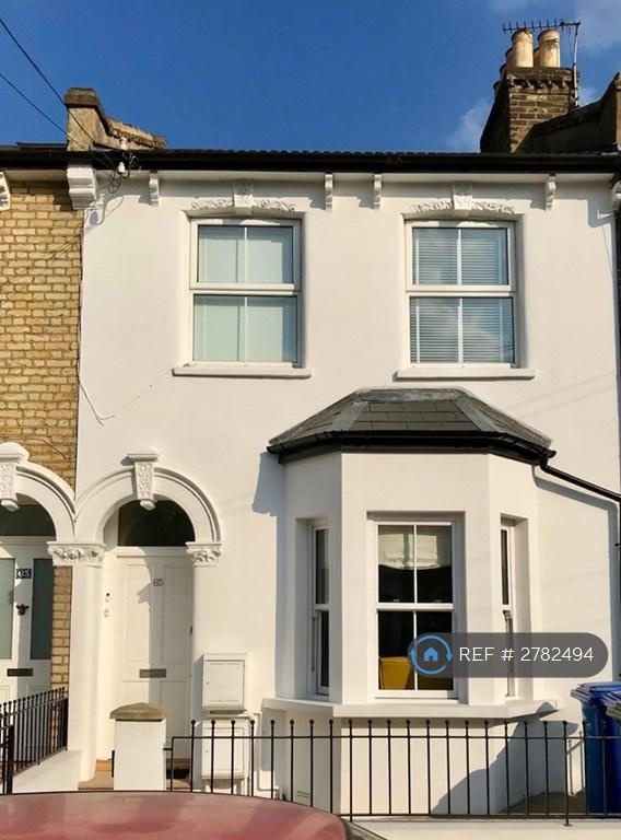 1 bedroom flat in East Dulwich, London, SE22 (1 bed) (#2782494)