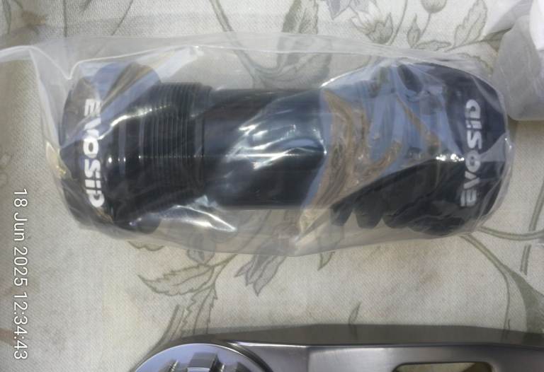 Evosid DUB crank set full kit brand new unfitted boxed