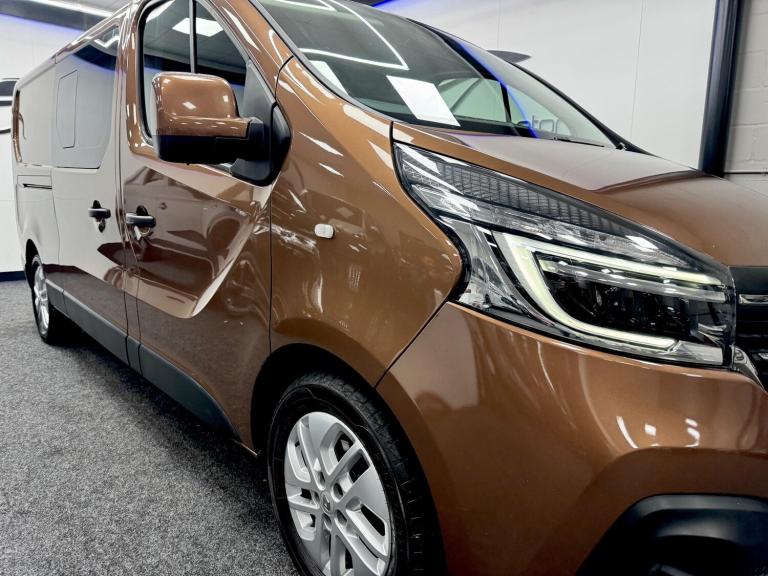 2020 Renault Trafic 2.0 dCi ENERGY 30 Sport Nav Crew Van LWB Euro 6 (s/s) 6dr WINDOW VAN Diesel M...