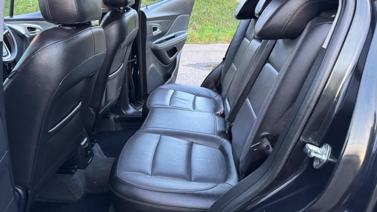 2015 Vauxhall Mokka 1.6i SE 2WD Euro 6 (s/s) 5dr HATCHBACK Petrol Manual