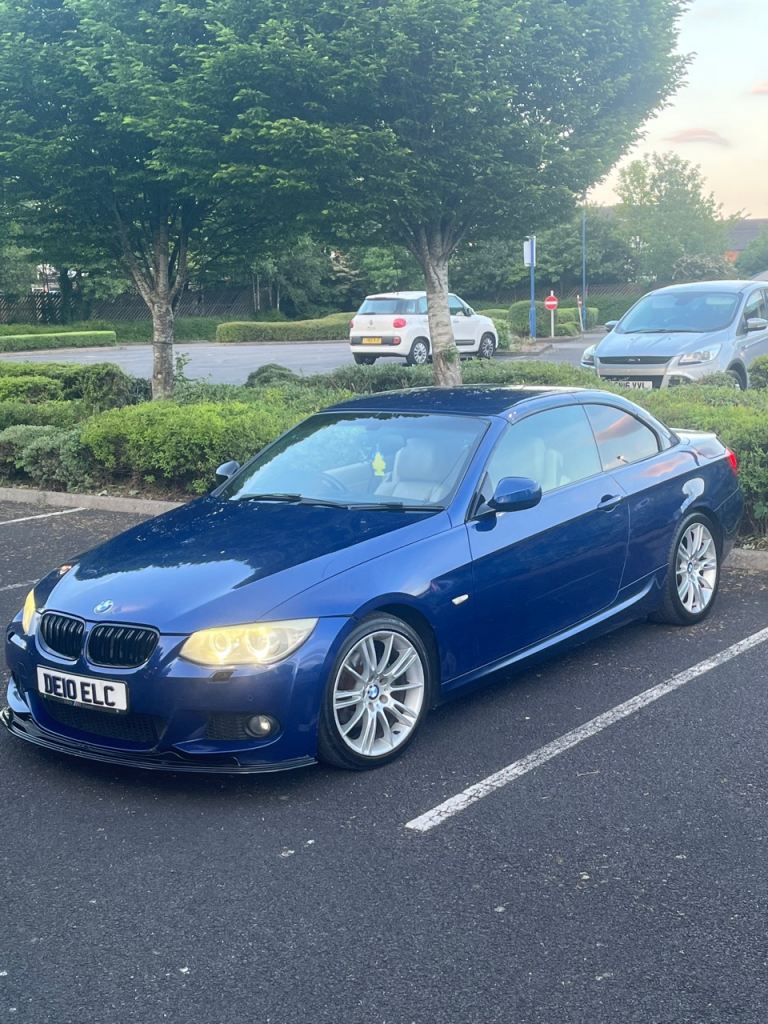 BMW 320d AUTO M SPORTS CONVERTIBLE ANGEL EYES LIGHTS PARKING SENSORS LE MANS BLU