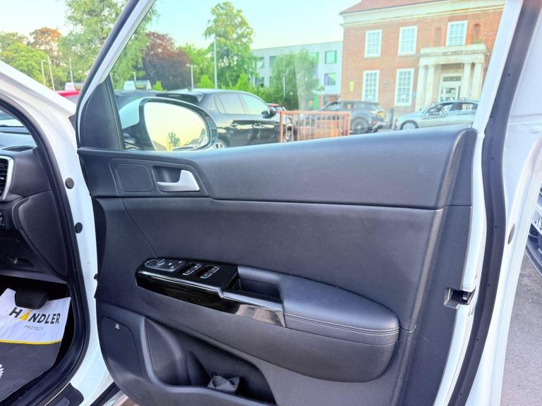 2019 Kia Sportage 1.6 CRDi EcoDynamics+ 4 DCT AWD Euro 6 (s/s) 5dr ESTATE Diesel/Electric Hybrid ...