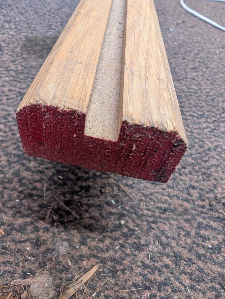 3 lengths of Solid Oak hand and baserails. Stair parts