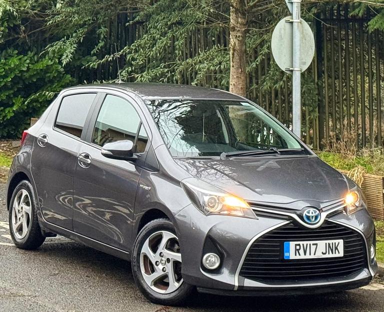 2017 Toyota Yaris 1.5 Hybrid Icon 5dr CVT HATCHBACK Petrol/Electric Hybrid Automatic