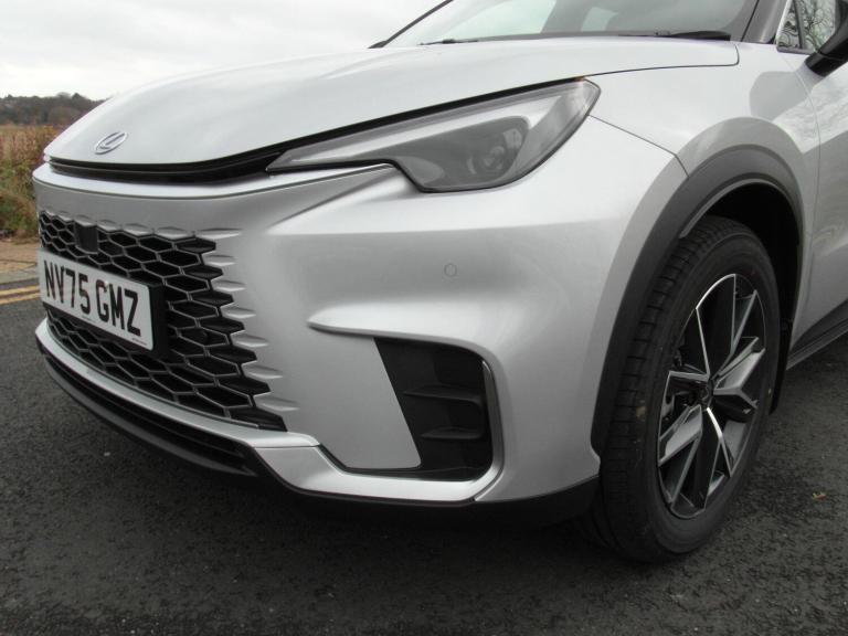 2025 Lexus LBX 1.5 VVT-iE Premium Plus Design SUV 5dr Petrol Hybrid E-CVT Euro 6 (s/s) (13 HATCHB...