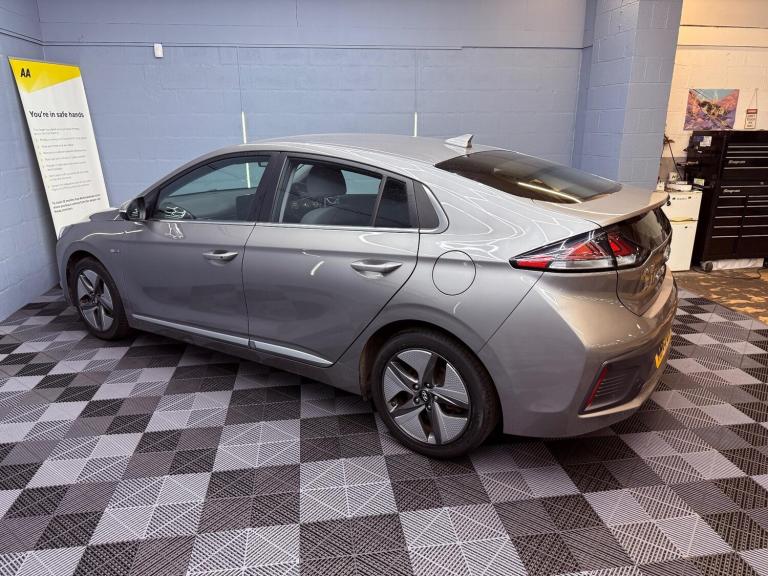 2019 Hyundai IONIQ 1.6 h-GDi 1st Edition DCT Euro 6 (s/s) 5dr HATCHBACK Petrol/Electric Hybrid Au...