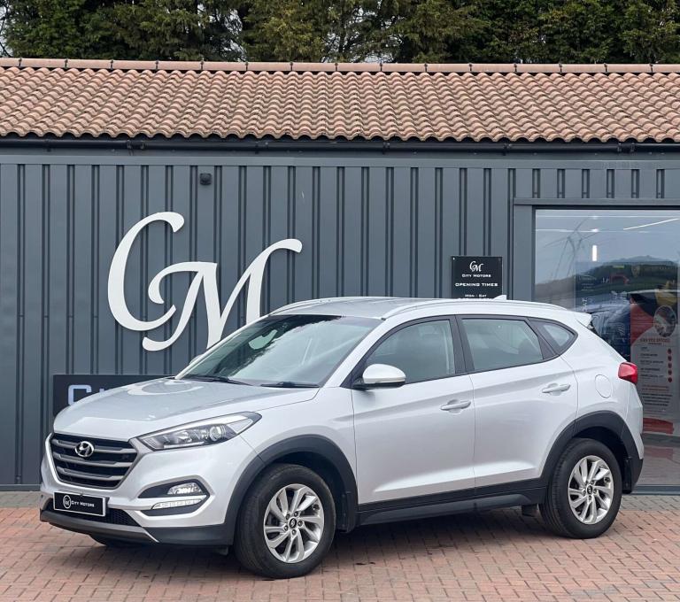 2015 Hyundai TUCSON 1.7 CRDi Blue Drive SE 5dr 2WD ESTATE DIESEL Manual