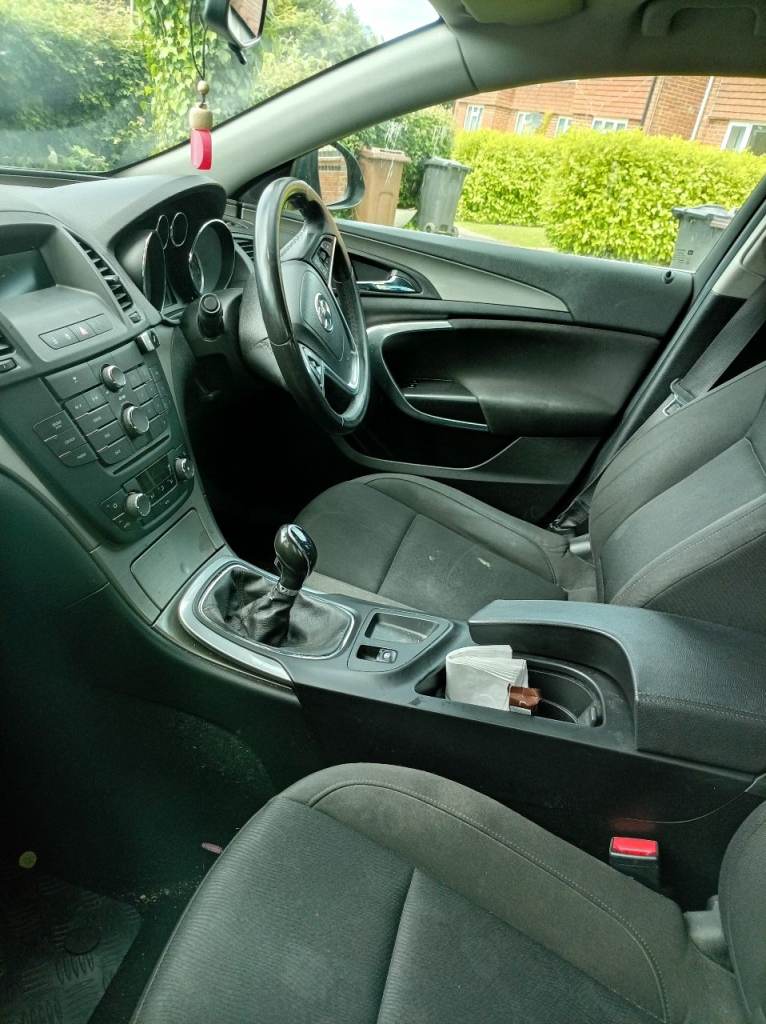 Vauxhall, INSIGNIA, Hatchback, 2013, Manual, 1956 (cc), 5 doors