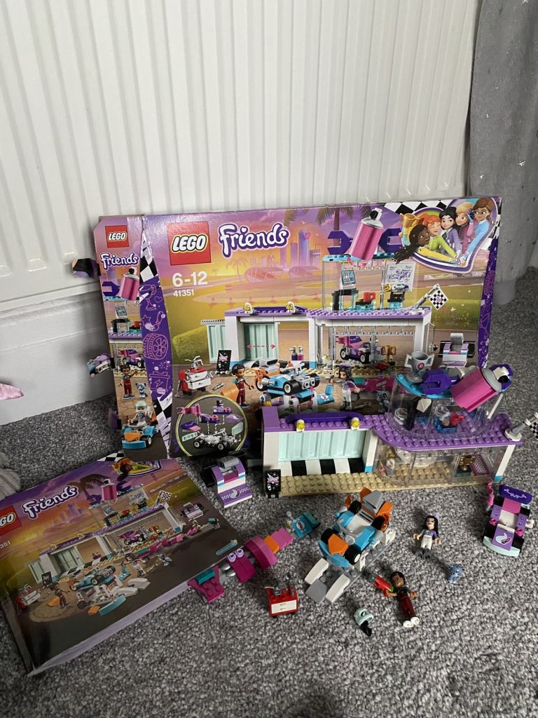 LEGO 41351 Friends Heartlake Creative Tuning Shop