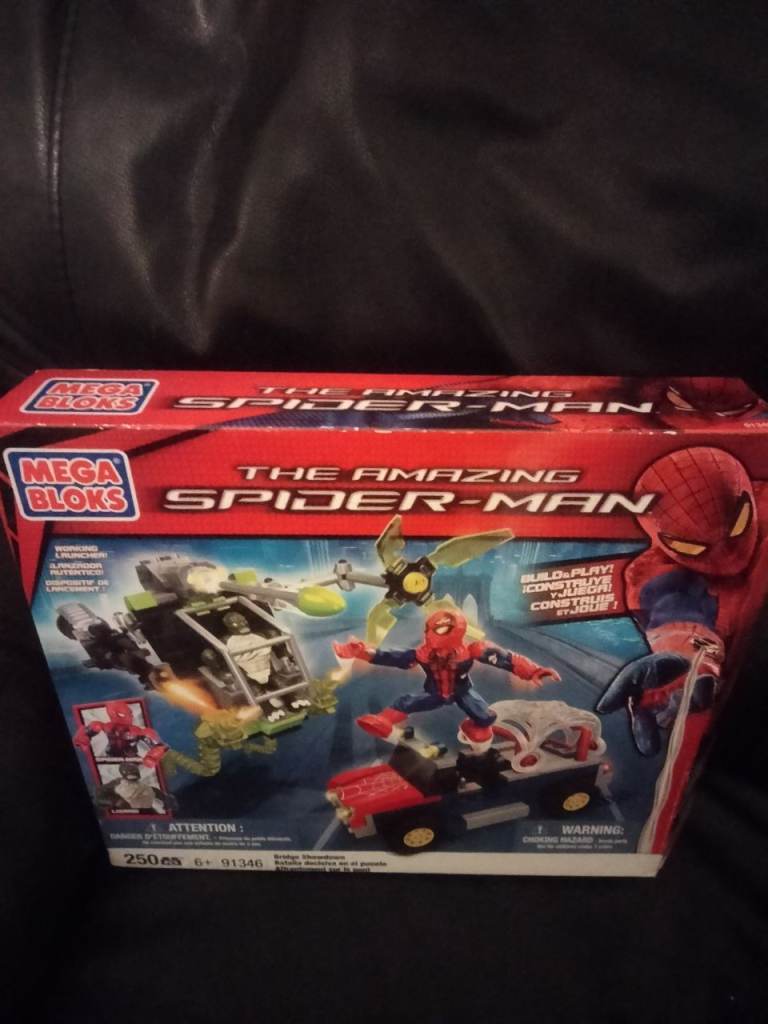 Spider man Mega Bloks Bridge Showdown