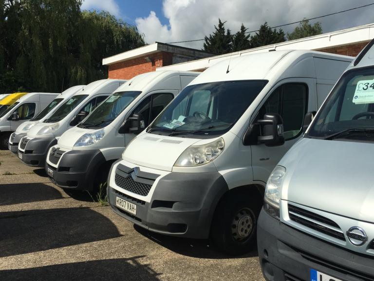 2008 Nissan Navara Double Cab Pick Up Aventura 2.5dCi 169 4WD Auto PICK UP Diesel Automatic