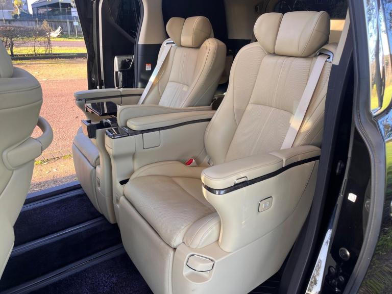  Toyota Alphard 2.5 HYBRID PETROL EXECUTIVE LOUNGE Petrol/Electric Hybrid Automatic