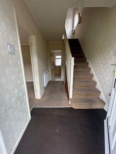 *B.C.H*-3 Bed Semi Detached Home-Badsey Rd, OLDBURY-Walking Distance to St James Primary School