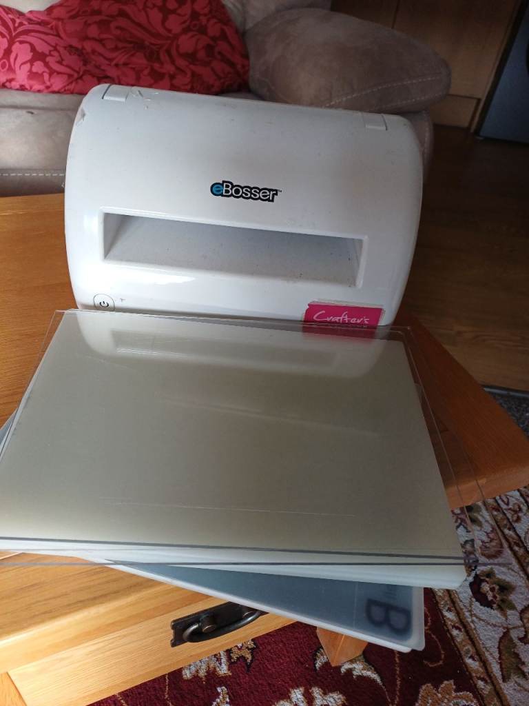 Ebosser embossing and die cutting machine. A4 plates.