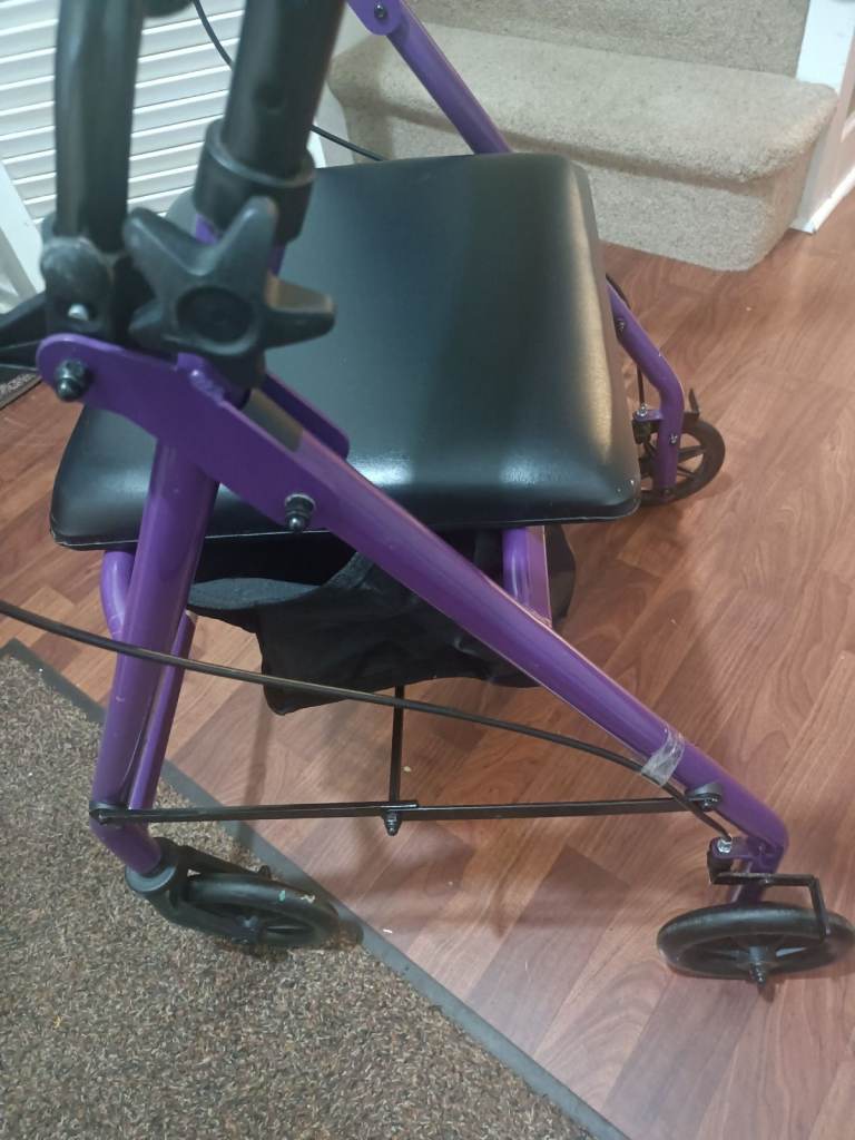 Mobility walker lightweight 