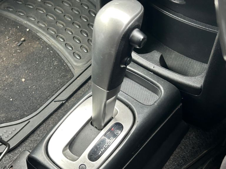 Automatic Nissan Note service history 2008