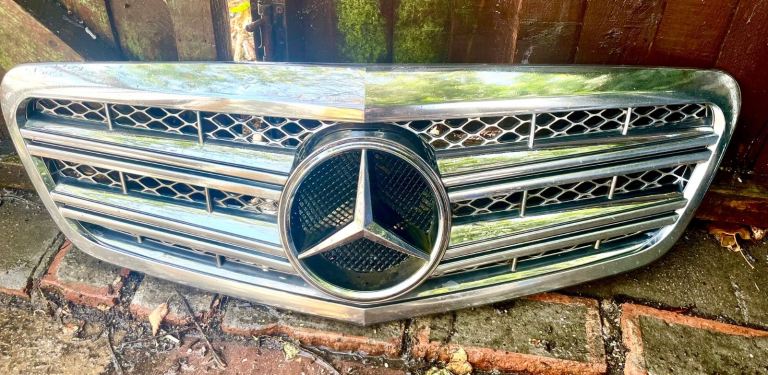 W-221 chrome grille fit Benz S class £99