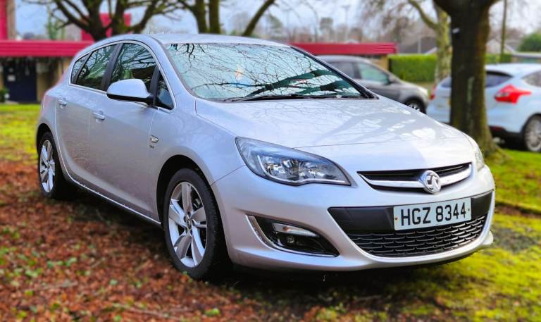Vauxhall Astra - SRi - 2015 - Will come with full year MOT