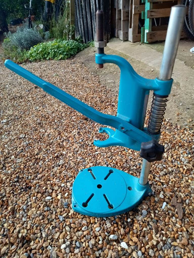 VINTAGE 1970's BLACK AND DECKER DRILL STAND