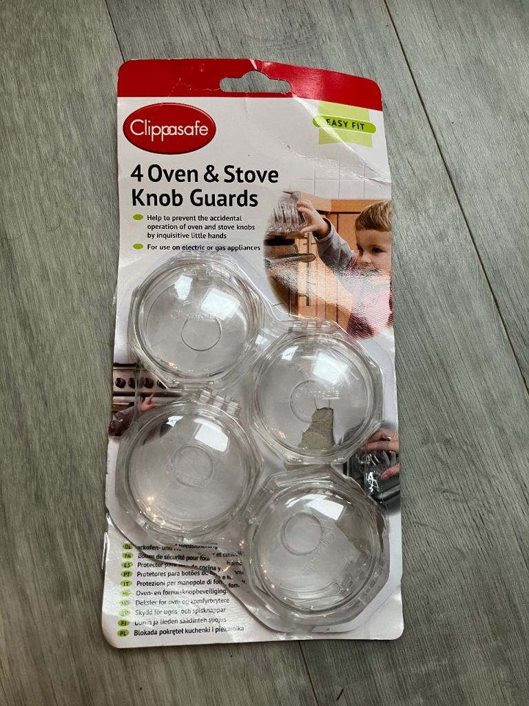 Clippasafe 4 oven and stove cooker knob guards new 