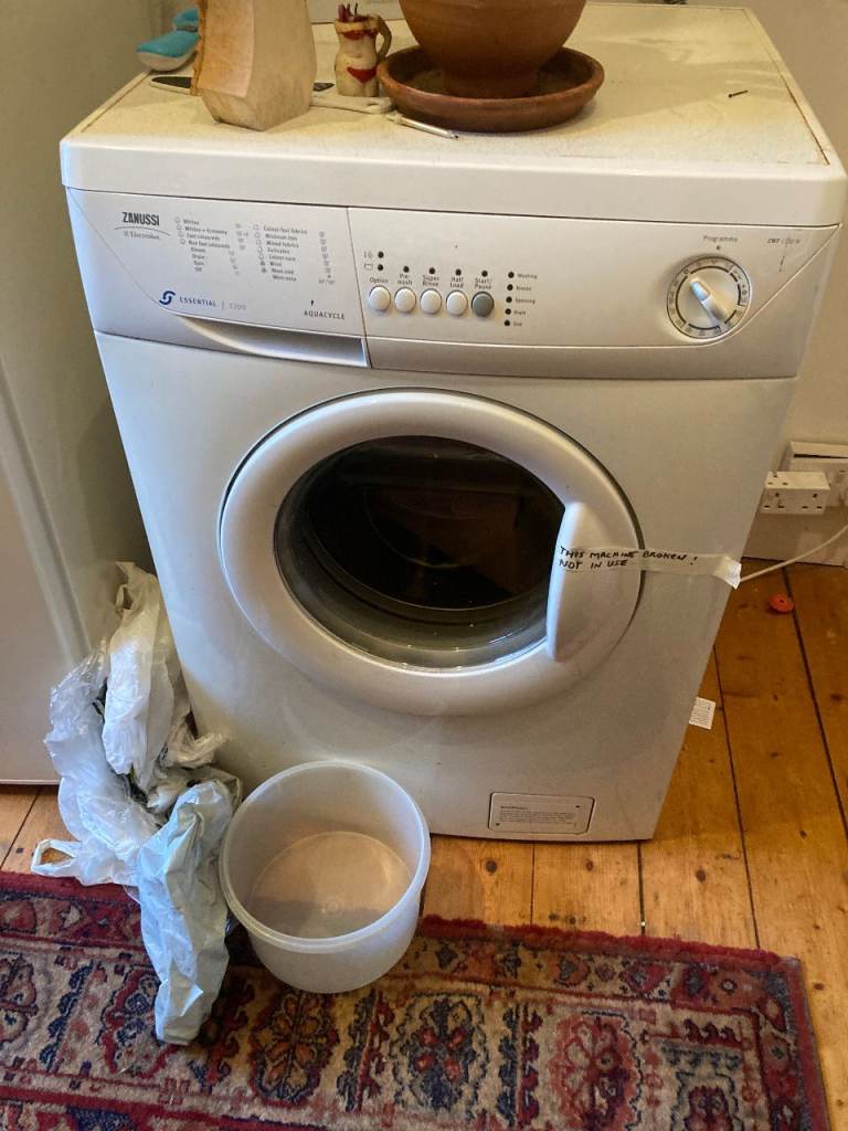 Free needing repair - Zanussi Electrolux Essential 1200 washing machine