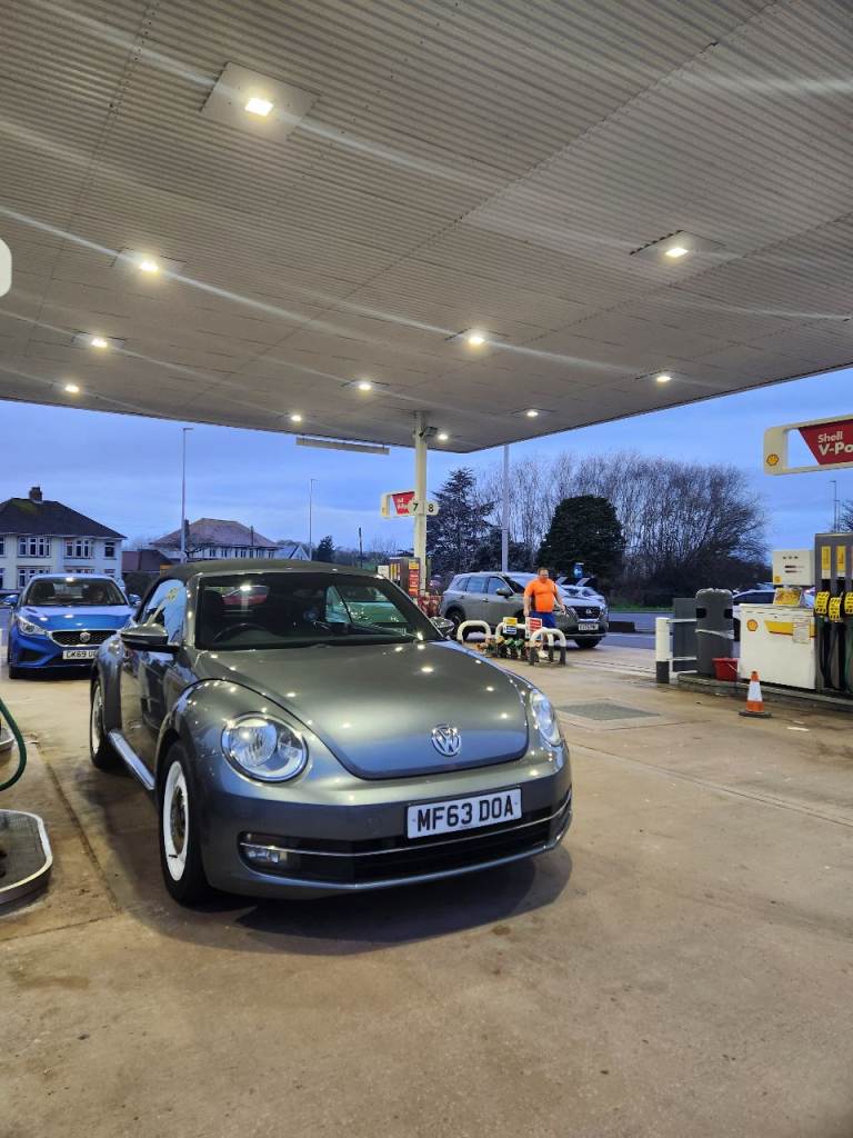 Volkswagen, BEETLE, Convertible, 2013, Manual, 1197 (cc), 2 doors