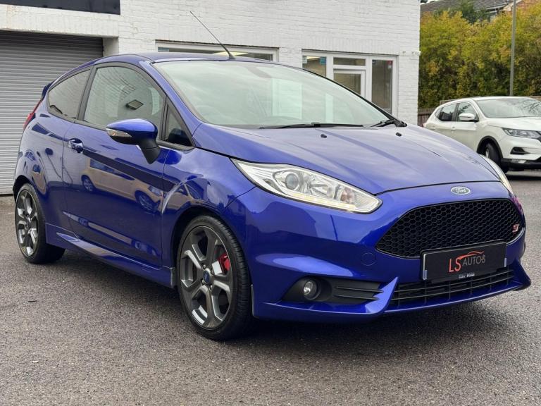 2015 Ford Fiesta 1.6 EcoBoost ST-3 3dr HATCHBACK PETROL Manual